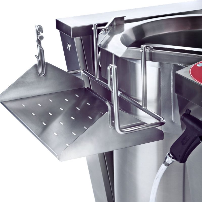 Canteen cradle to tilting kettle from Getinge Storkök